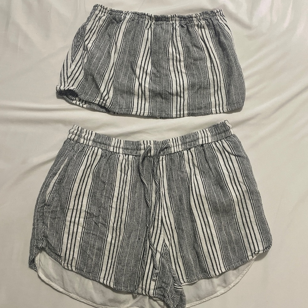 Hollister Striped Set